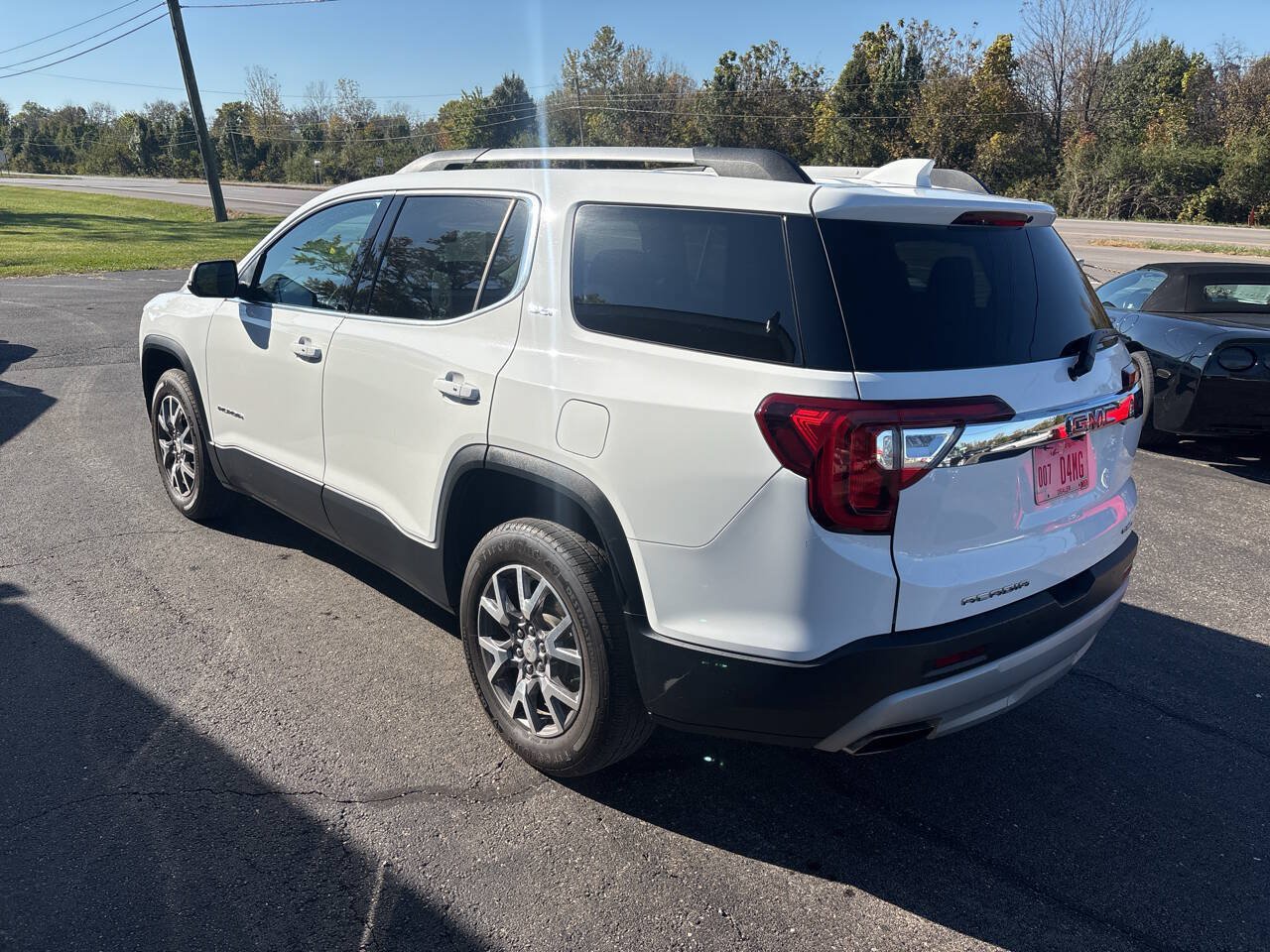 Used 2020 GMC Acadia SLT AWD/4WD image 5