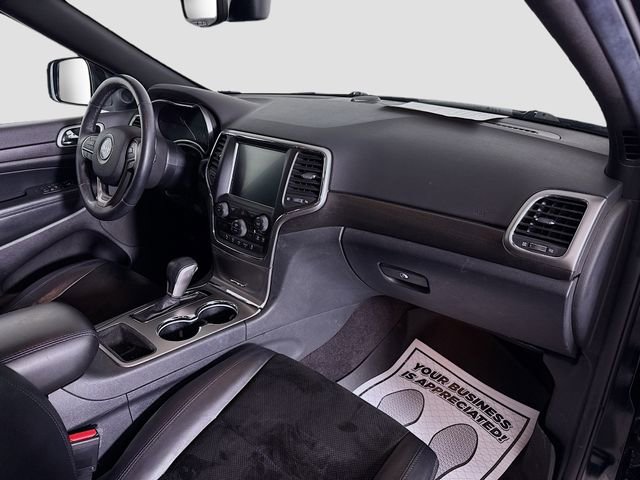 Used 2017 Jeep Grand Cherokee Altitude image 27