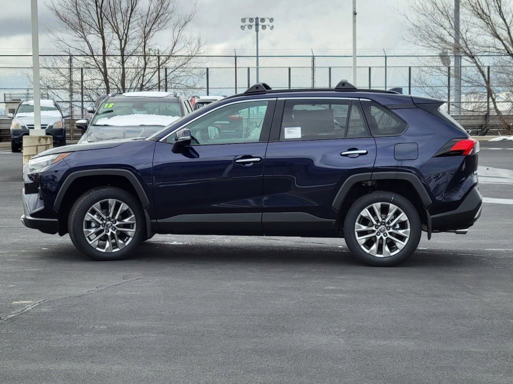 Used 2023 Toyota RAV4 Limited image 19