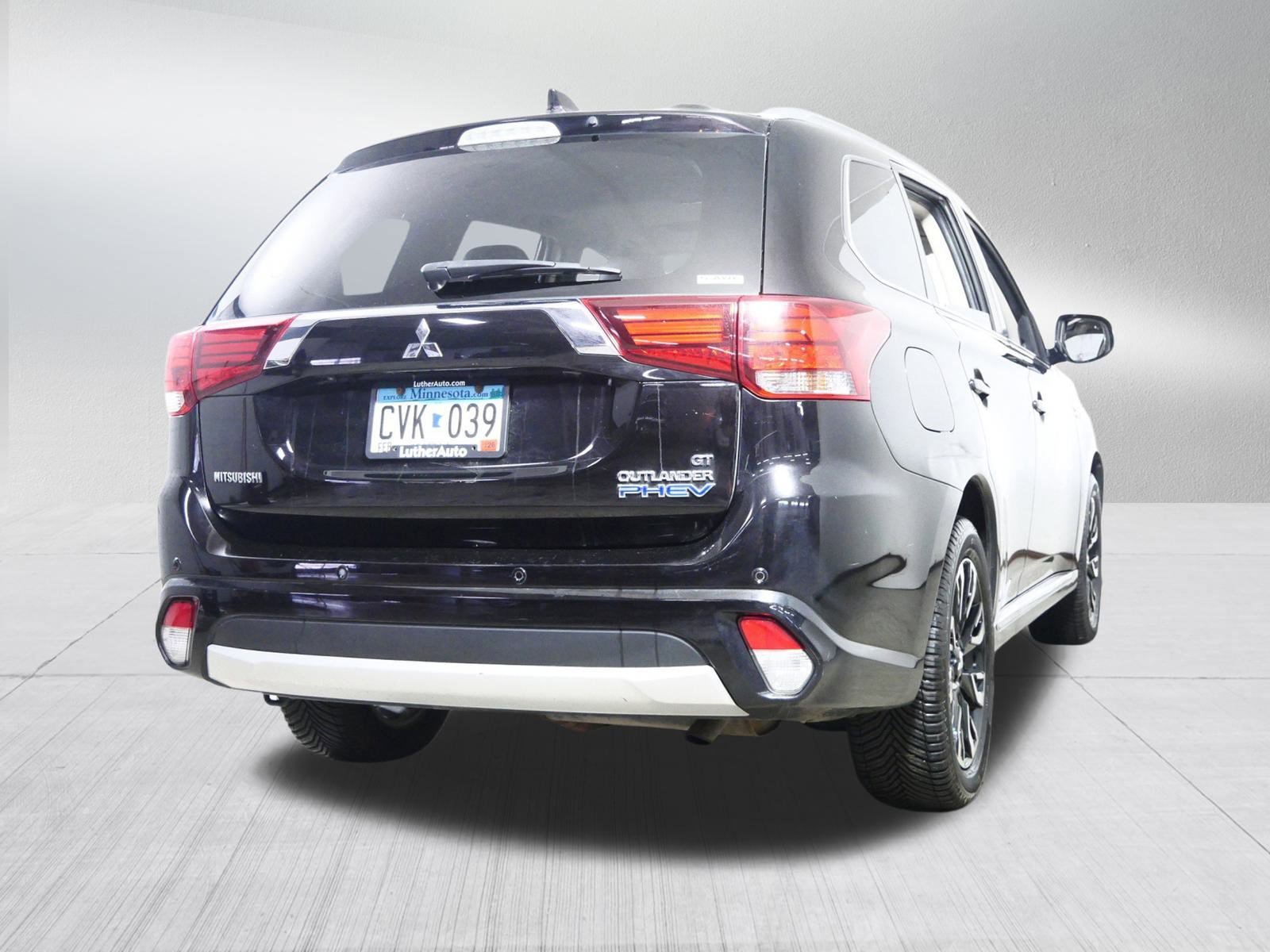 Used 2018 Mitsubishi Outlander GT image 6