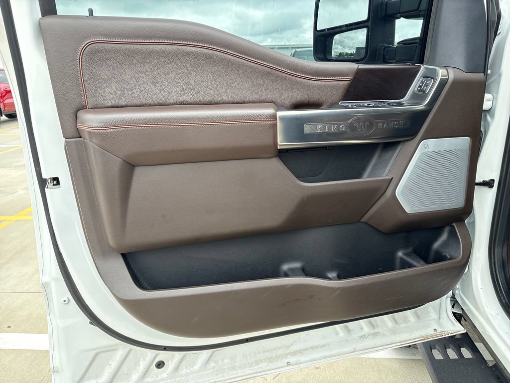 Used 2026 Ford F250 King Ranch w/ Tremor Off-Road Package AWD/4WD image 18