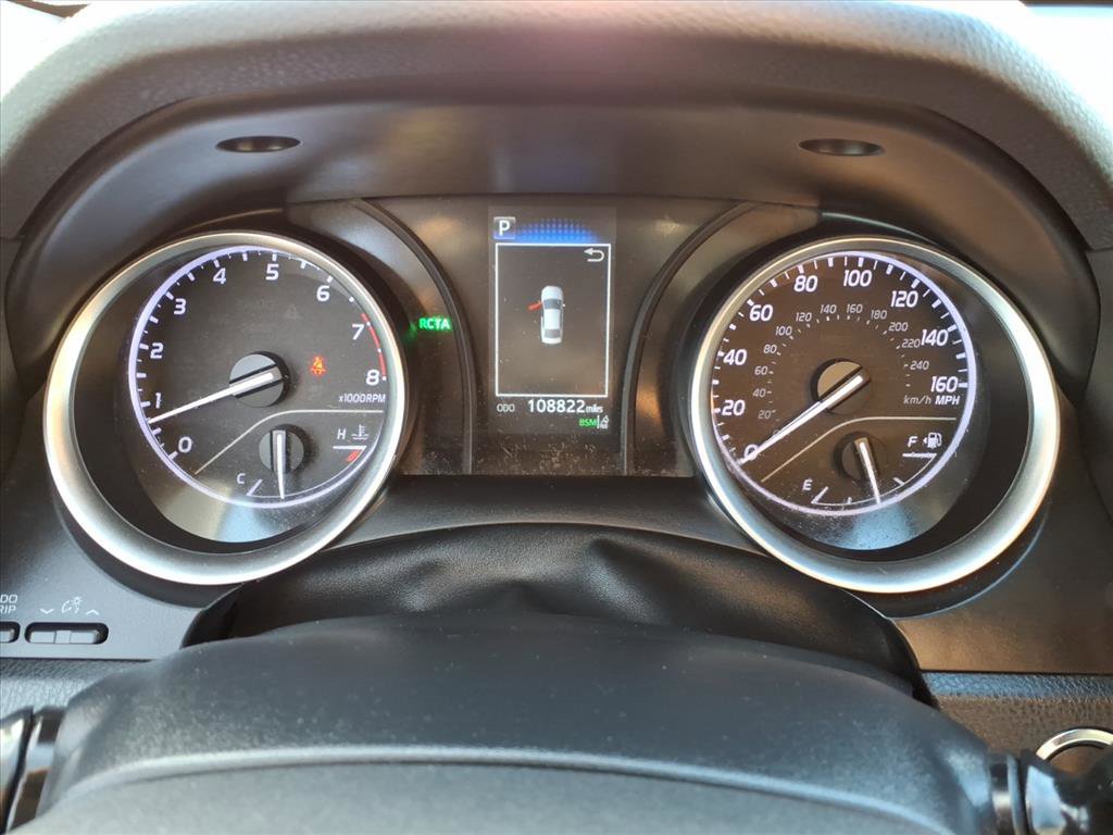 Used 2021 Toyota Camry LE w/ Convenience Package image 21