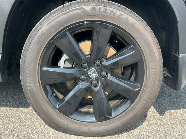 Used 2025 Honda Pilot Black Edition image 33