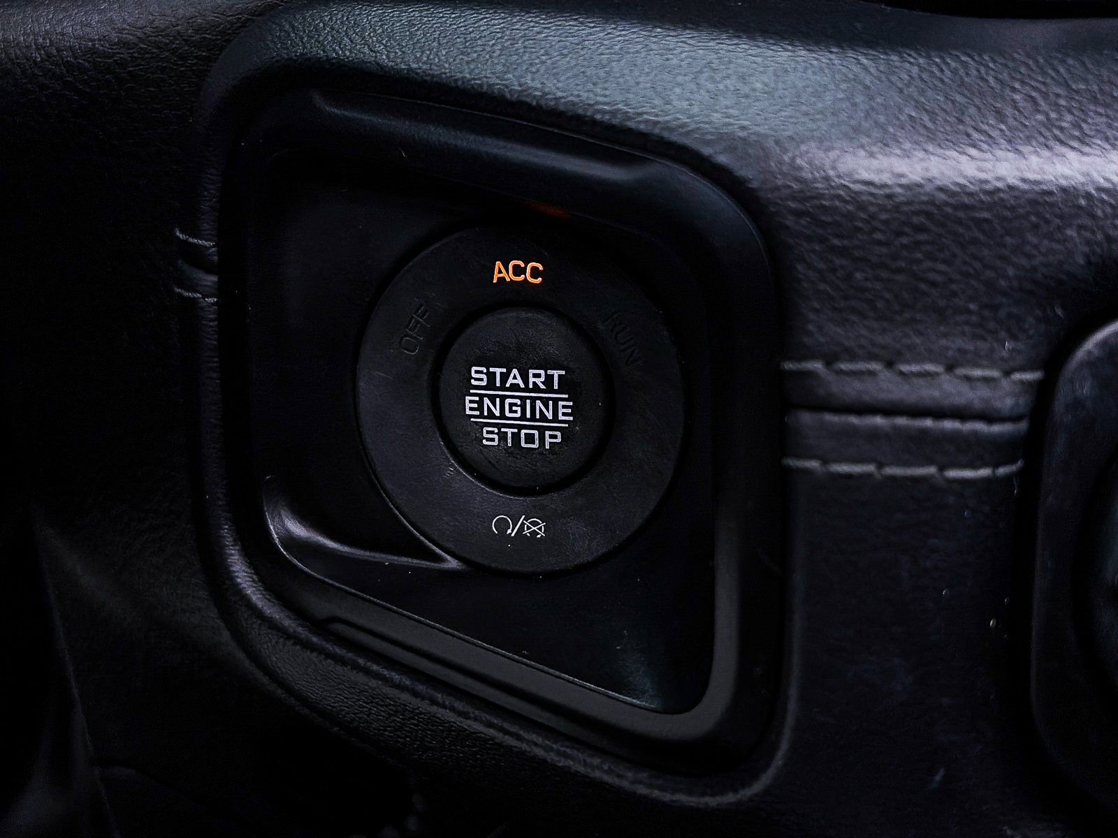 Used 2024 Jeep Wrangler High Altitude image 31