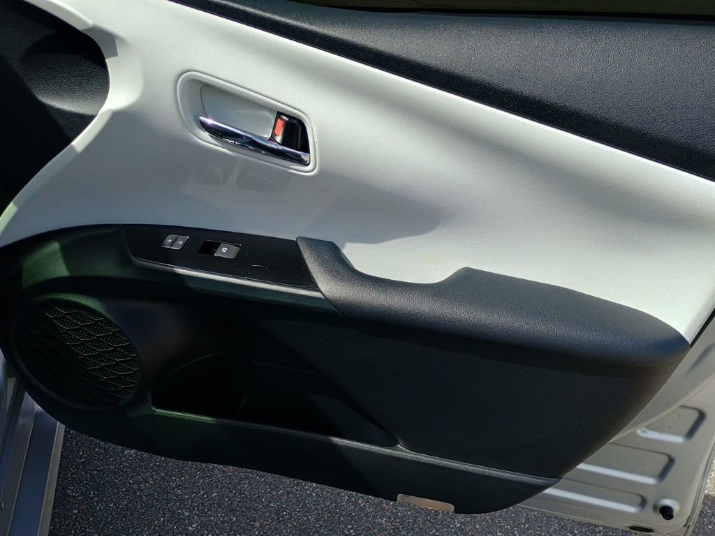 Used 2018 Toyota Prius Two FWD image 21