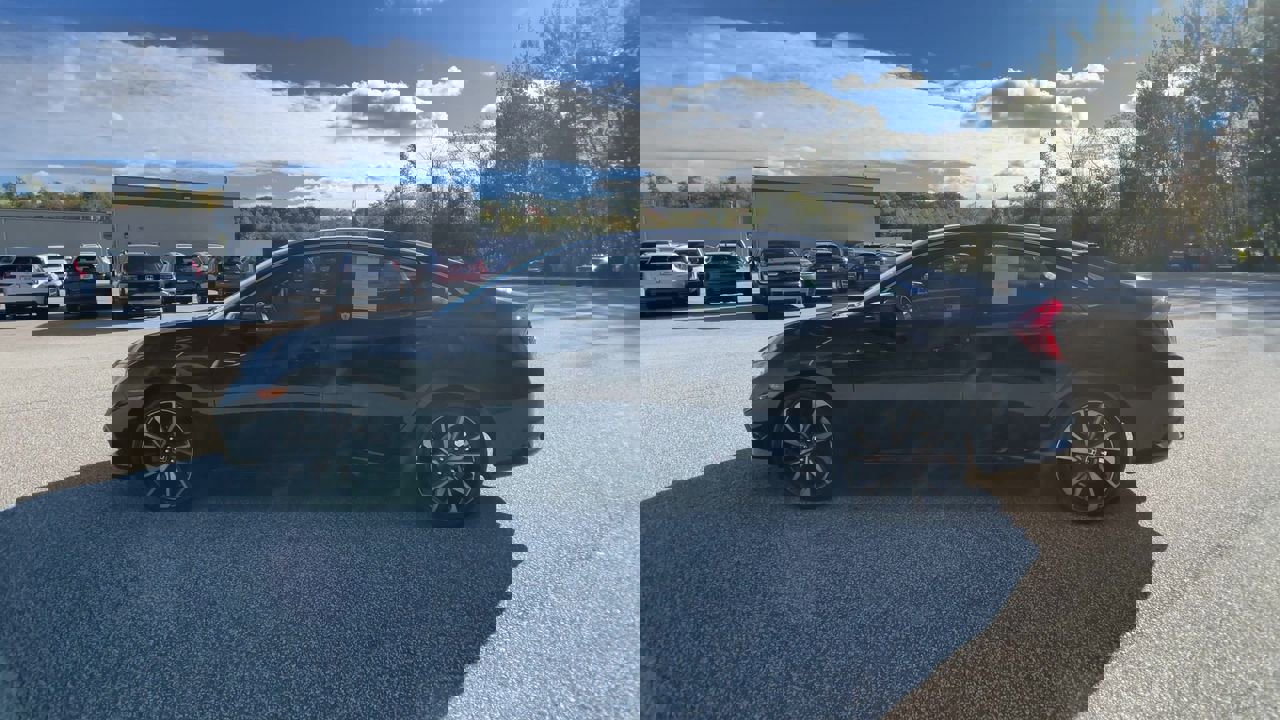Used 2020 Honda Civic Sport image 6