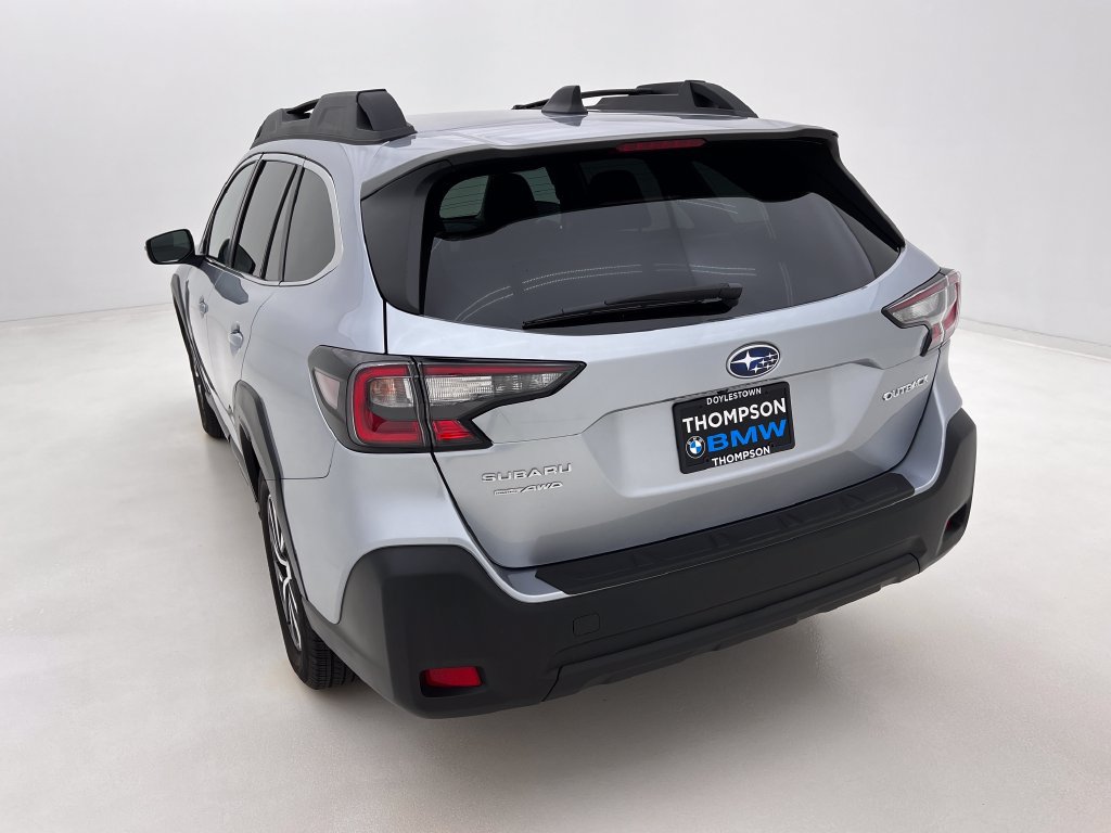 Used 2025 Subaru Outback Premium w/ Popular Package #1A AWD/4WD image 8