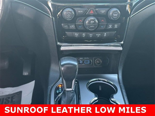 Used 2020 Jeep Grand Cherokee Limited w/ Premium Lighting Group image 15