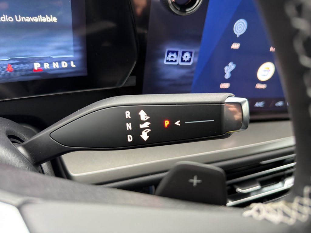 New 2026 Chevrolet Traverse LT image 7