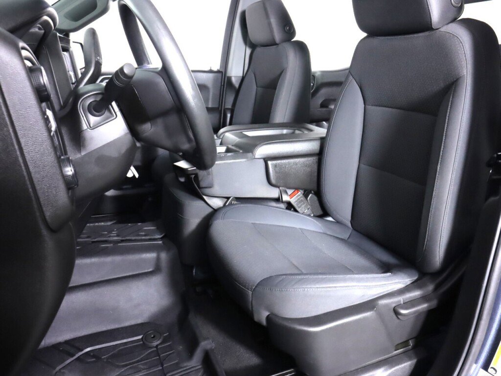 Used 2020 Chevrolet Silverado 1500 Custom Trail Boss w/ Custom Convenience Package AWD/4WD image 28