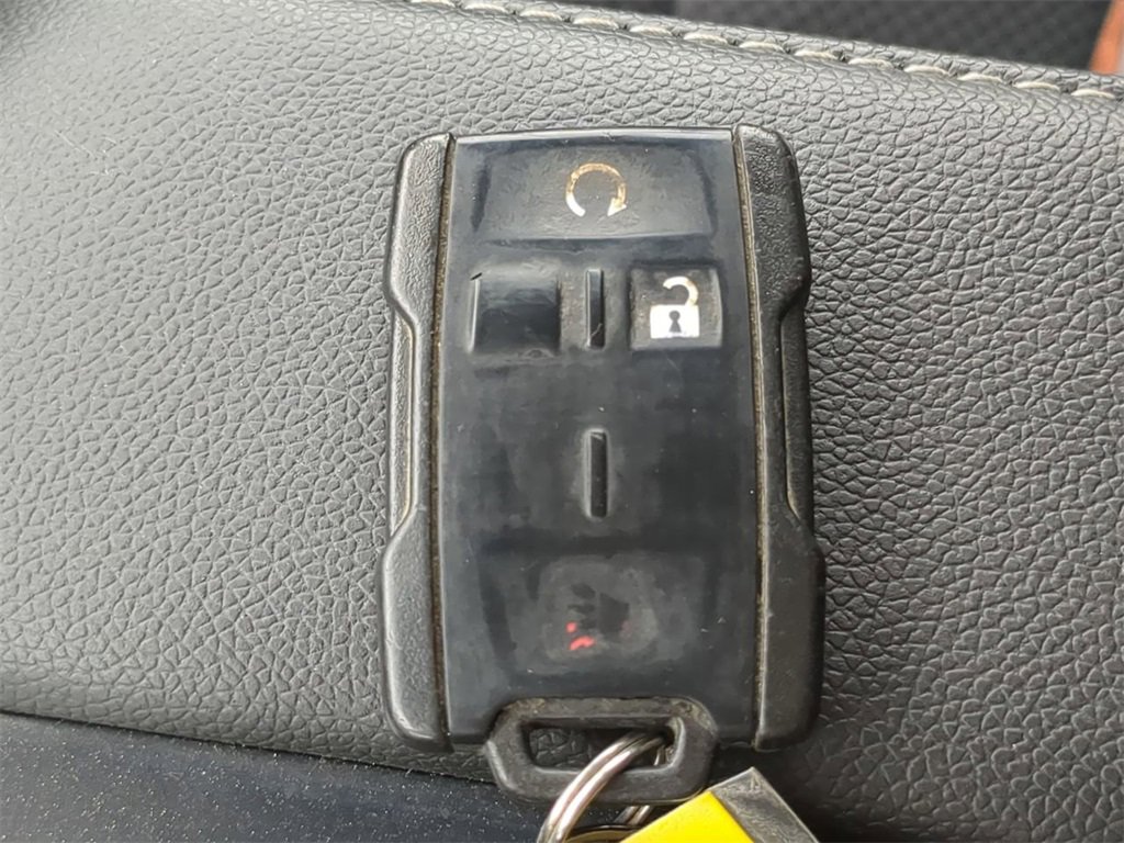 Used 2018 Chevrolet Silverado 1500 LT w/ All Star Edition image 26