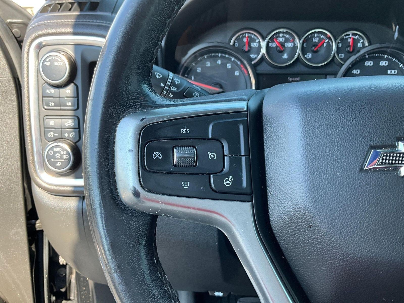 Used 2020 Chevrolet Silverado 1500 LT Trail Boss AWD/4WD image 10