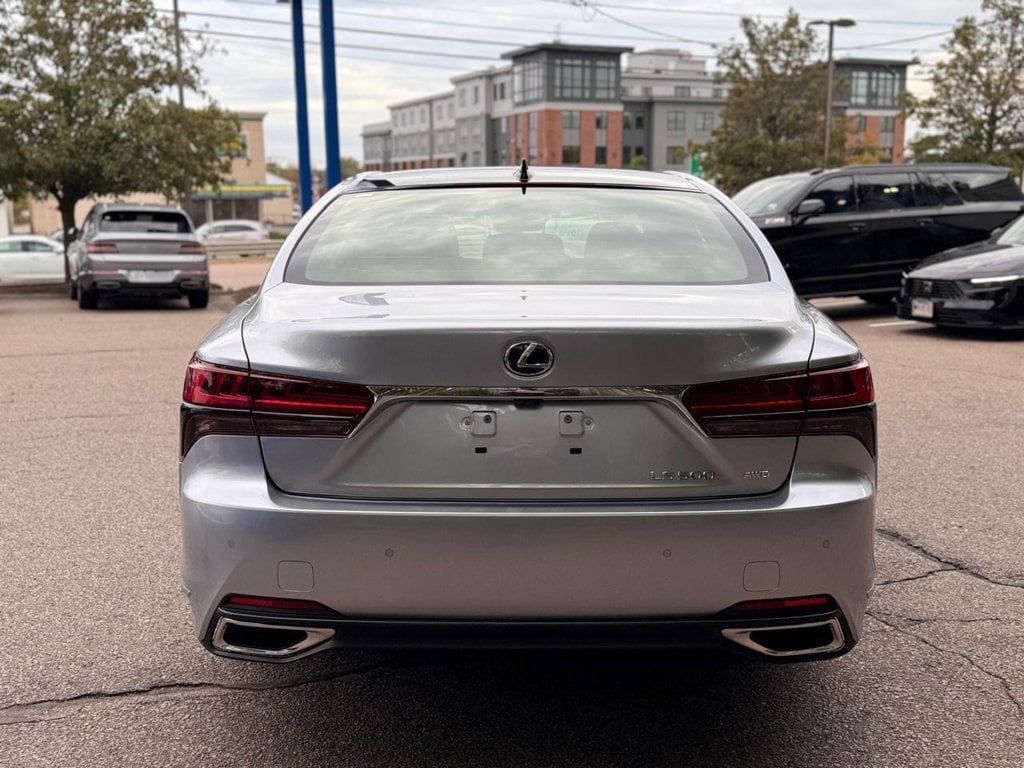 Used 2022 Lexus LS 500 AWD w/ Luxury Package image 5