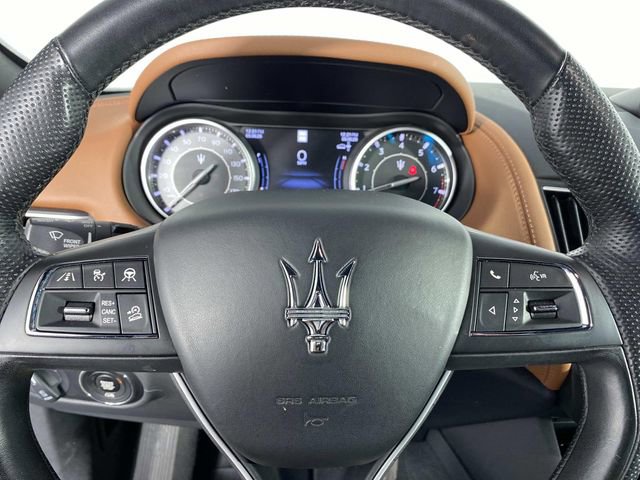 Used 2023 Maserati Levante GT AWD/4WD image 15
