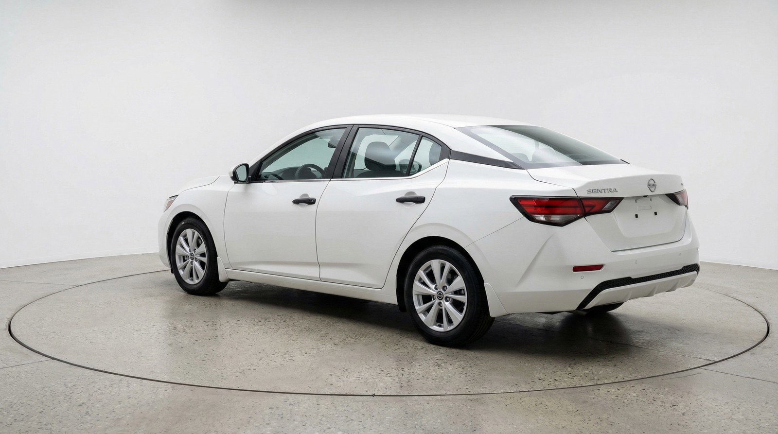 Used 2025 Nissan Sentra S image 6