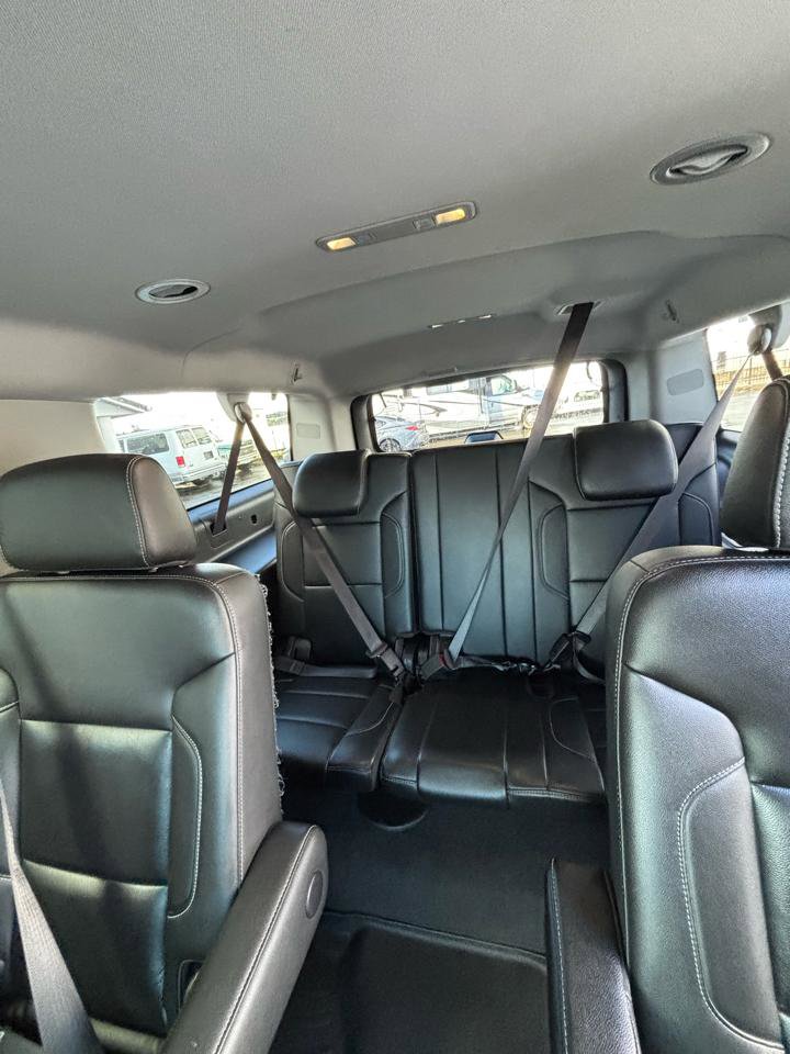 Used 2019 Chevrolet Suburban LT AWD/4WD image 26