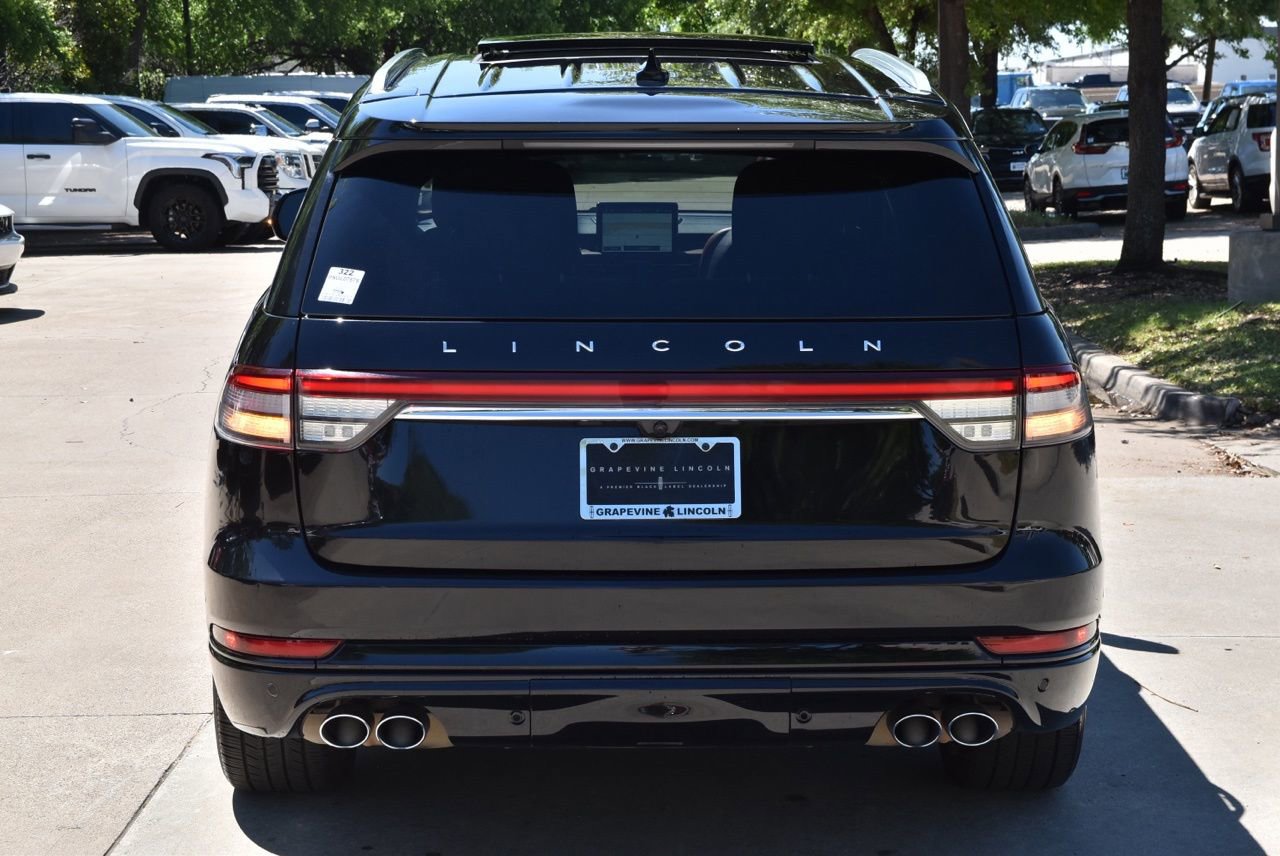 Used 2022 Lincoln Aviator Reserve w/ Equipment Group 201A image 9