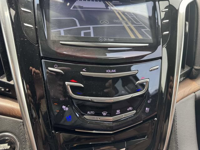 Used 2020 Cadillac Escalade Luxury AWD/4WD image 34