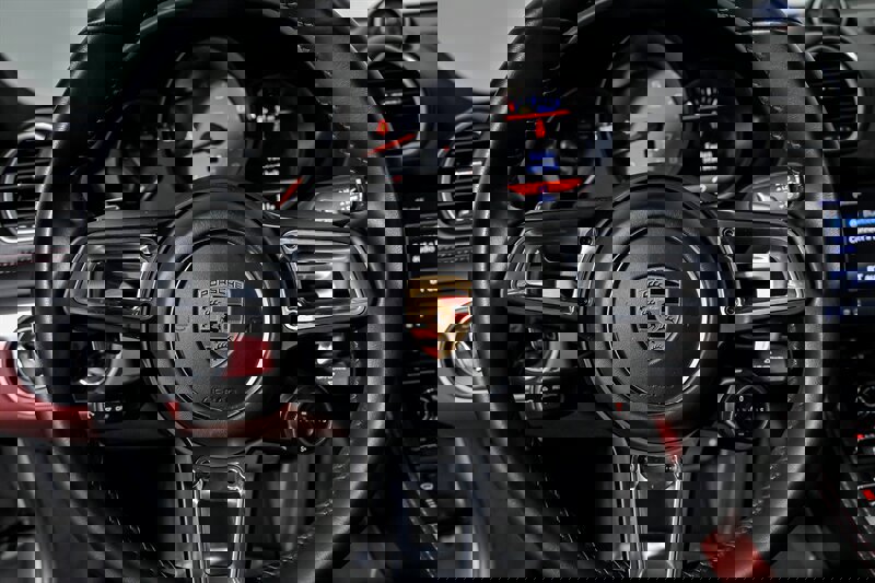 Used 2018 Porsche 718 Cayman S image 22