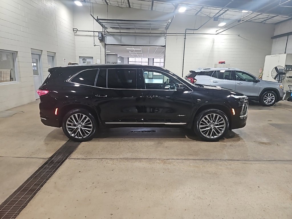 Certified 2025 Buick Enclave Avenir w/ Super Cruise Package image 8