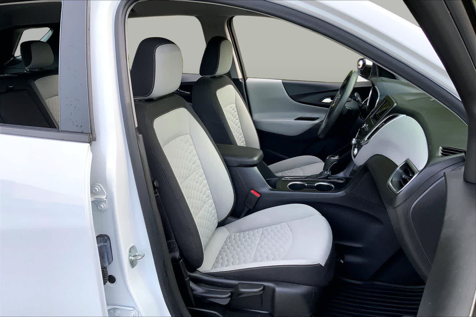 Used 2020 Chevrolet Equinox LS AWD/4WD image 8