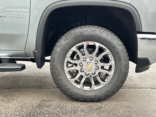 New 2026 Chevrolet Silverado 2500 LTZ w/ LTZ Plus Package AWD/4WD image 13