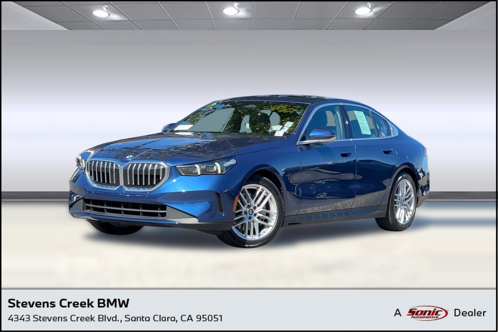 Used 2024 BMW 540i xDrive w/ Convenience Package AWD/4WD image 1