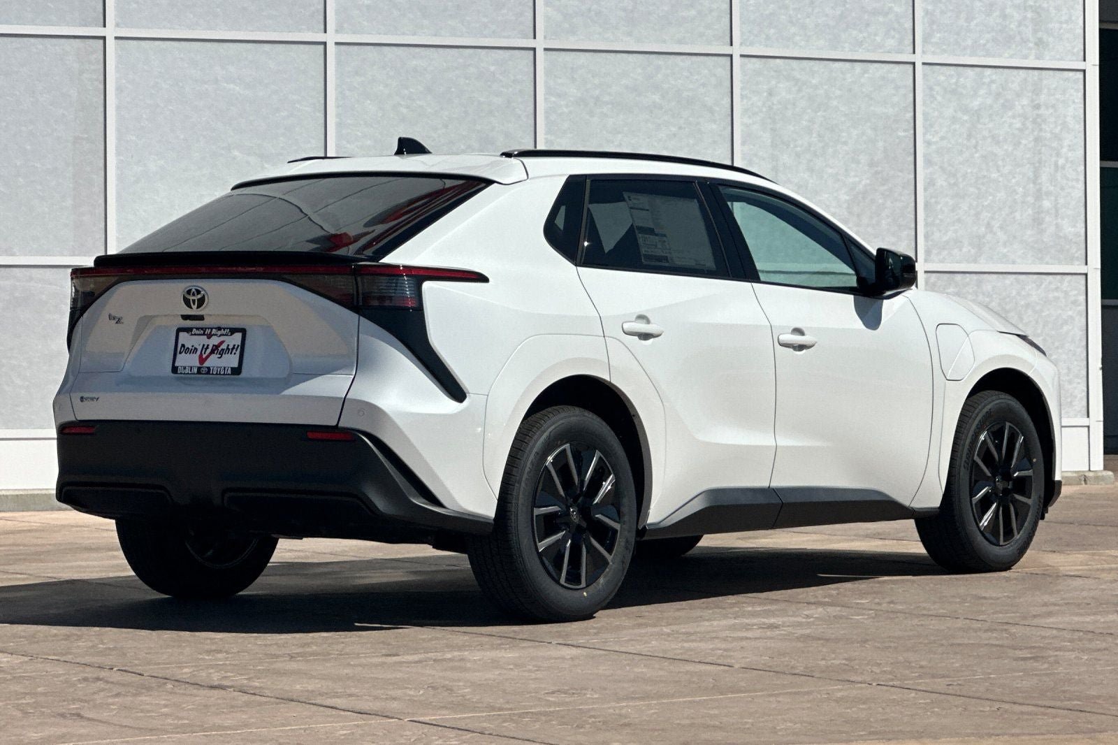 New 2027 Toyota bZ FWD image 4