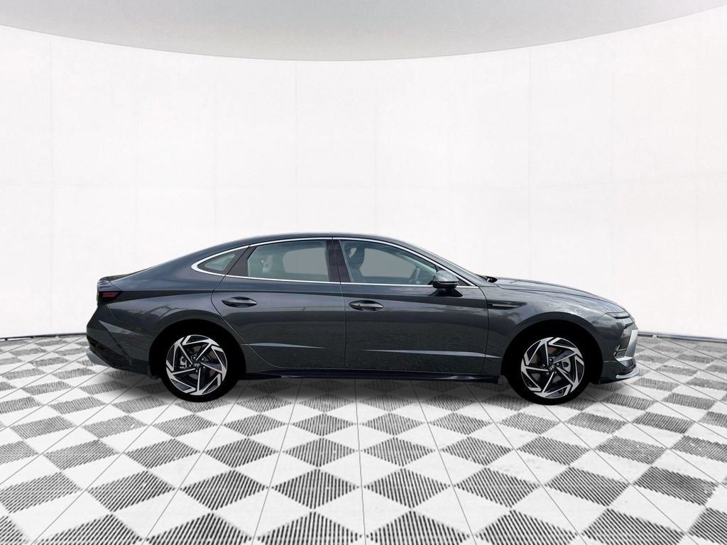 New 2026 Hyundai Sonata SEL AWD/4WD image 14