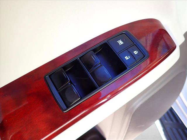 Used 2013 Lexus GX 460 Premium image 17