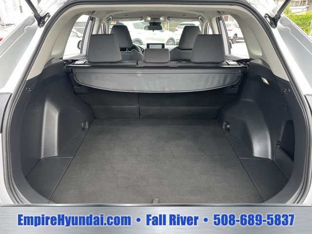 Used 2025 Toyota RAV4 XLE AWD/4WD image 7