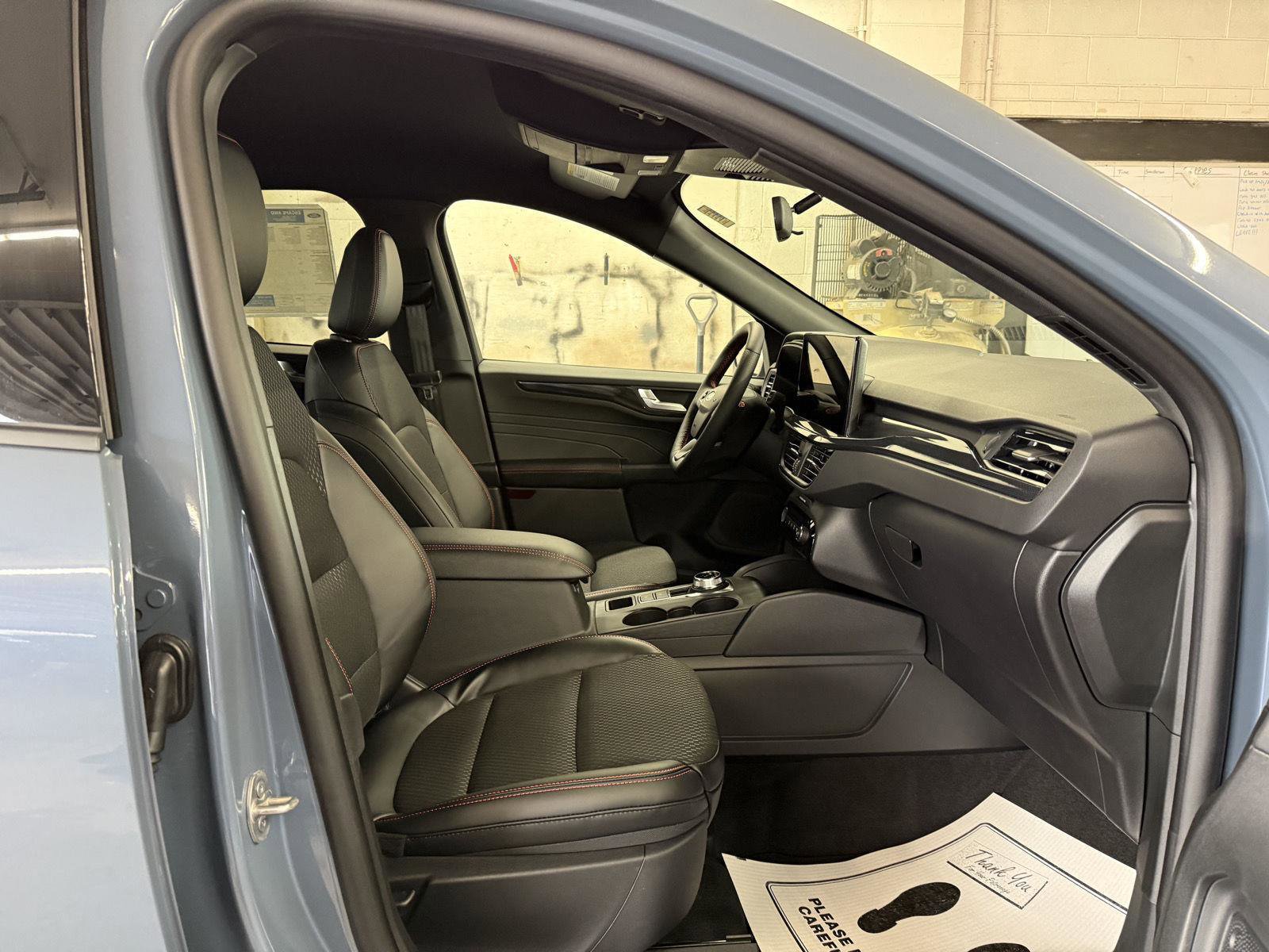 New 2026 Ford Escape ST-Line w/ Tech Pack #1 image 27