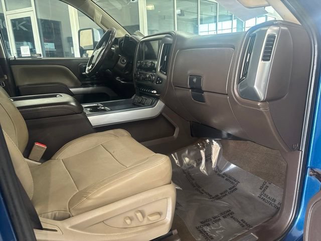 Used 2017 Chevrolet Silverado 2500 LTZ w/ Vortec Plus Package AWD/4WD image 33