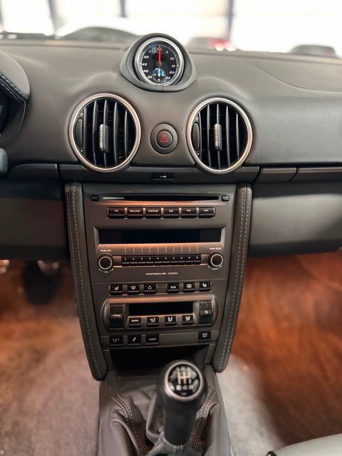 Used 2005 Porsche Boxster RWD image 14