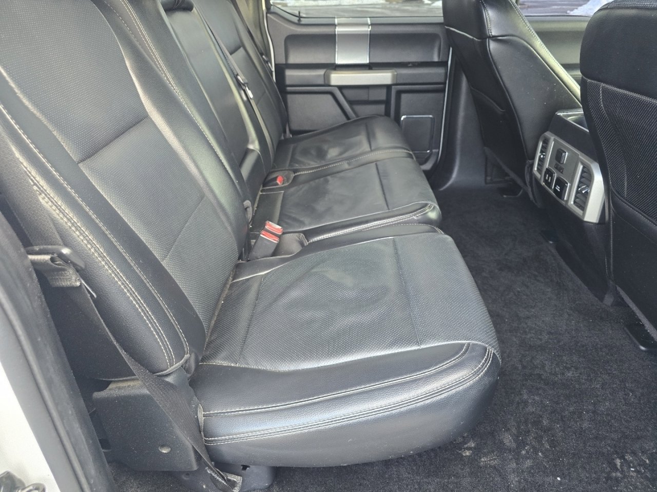 Used 2017 Ford F150 Lariat w/ Equipment Group 502A Luxury image 22