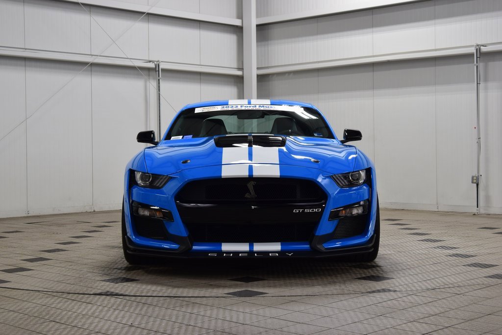 Used 2022 Ford Mustang Shelby GT500 w/ Technology Package image 2