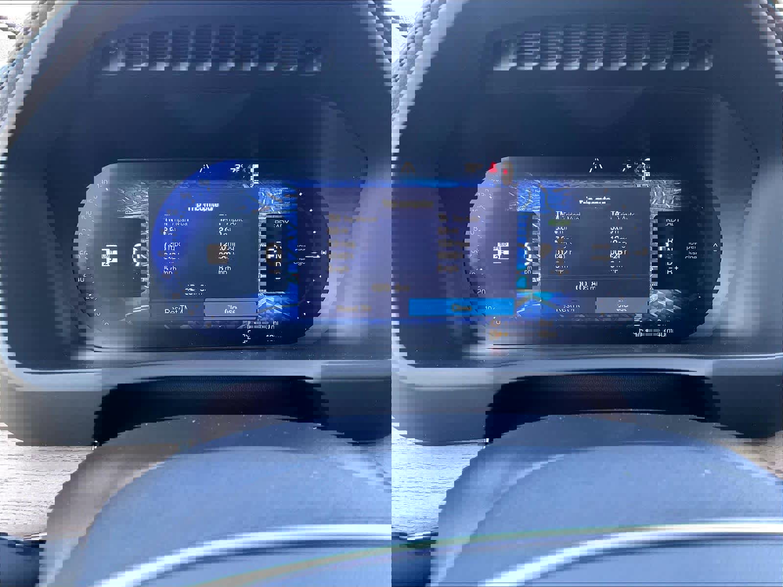 New 2026 Volvo XC90 T8 Ultra w/ Lounge Package image 19