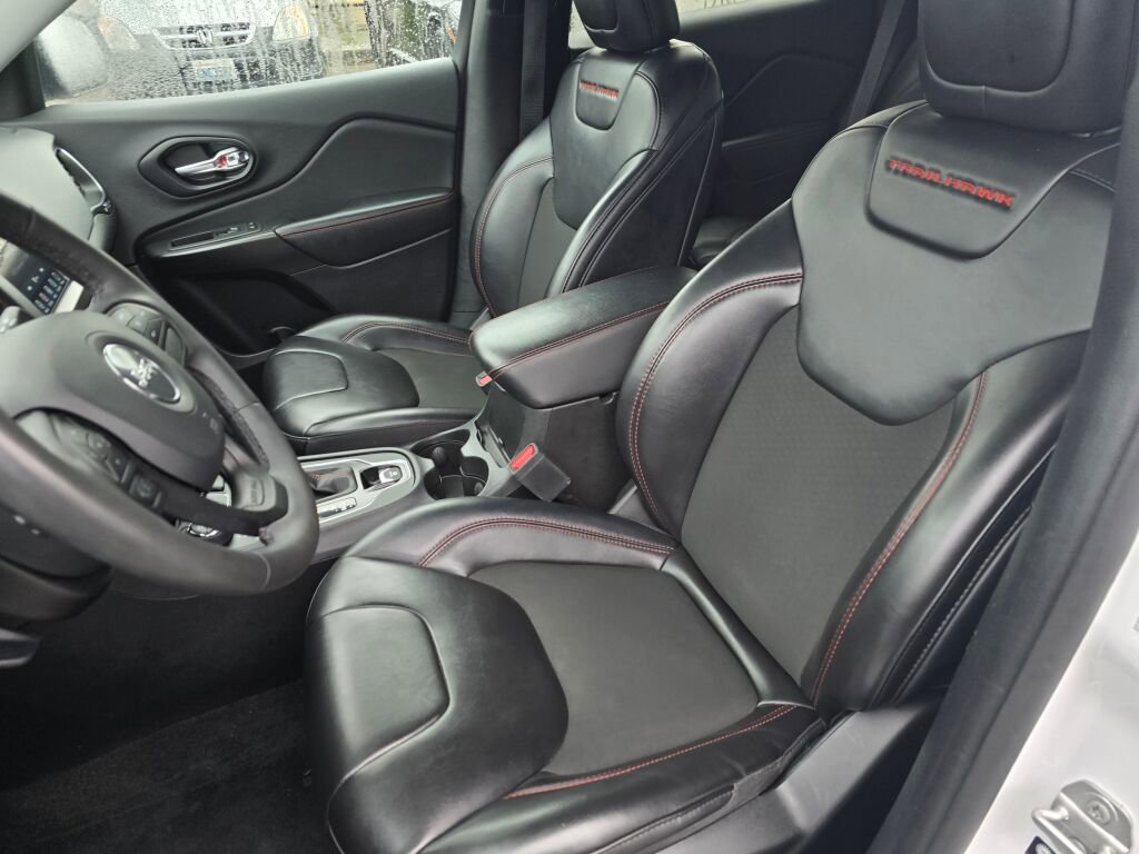 Used 2022 Jeep Cherokee Trailhawk w/ Trailer Tow Group image 22