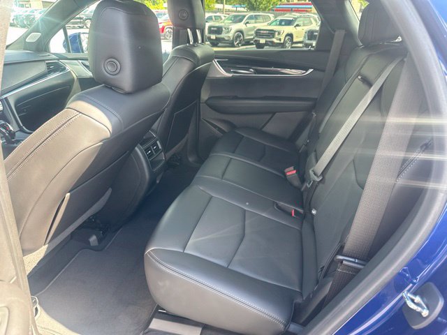 Used 2023 Cadillac XT5 Premium Luxury w/ Technology Package AWD/4WD image 21