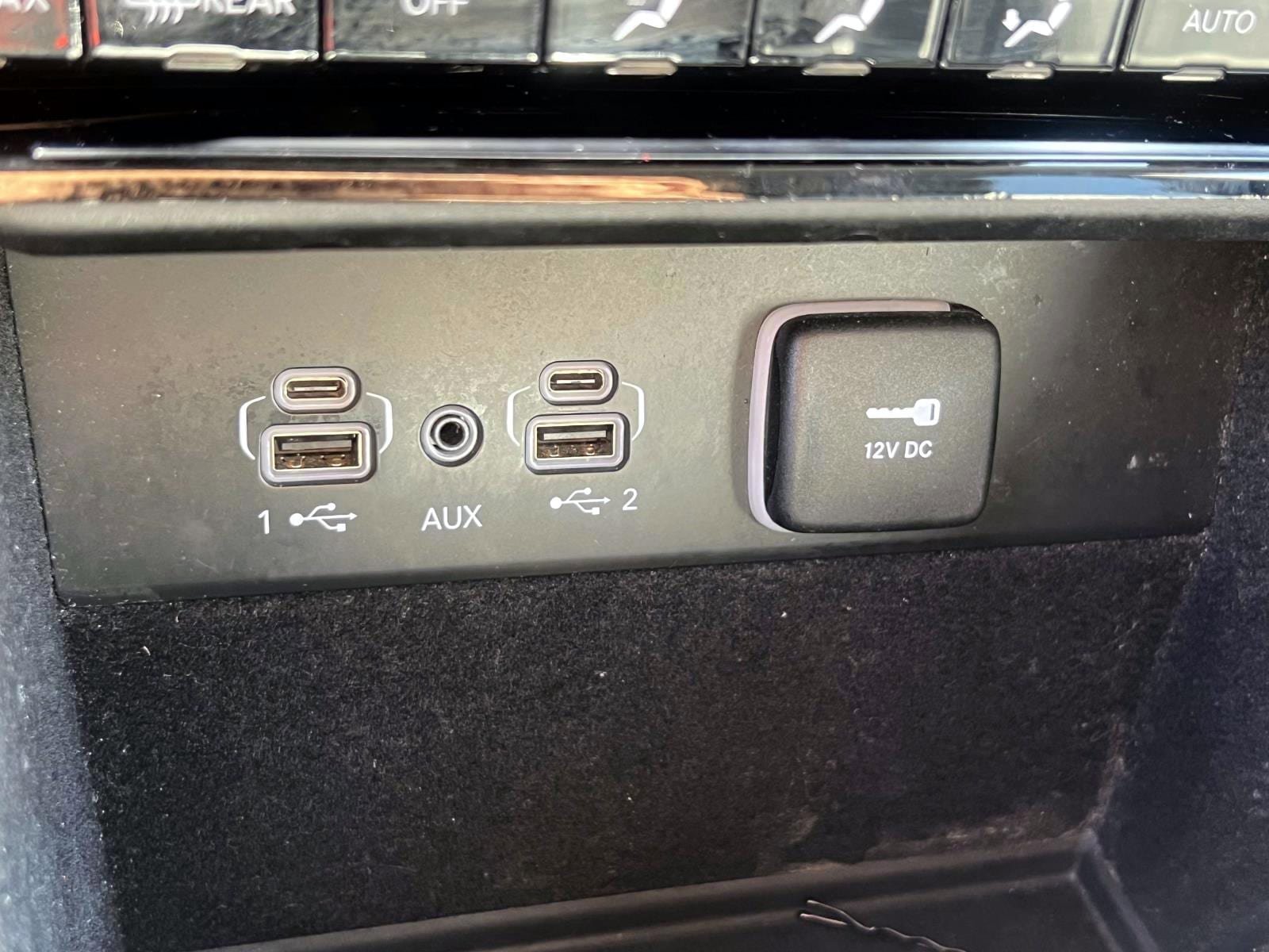 Used 2021 Jeep Grand Cherokee L Limited AWD/4WD image 30