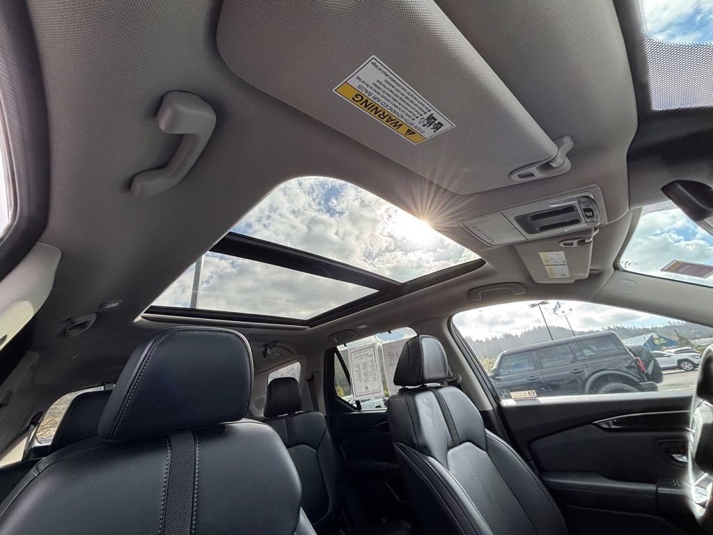 Used 2023 Honda Pilot Touring image 29