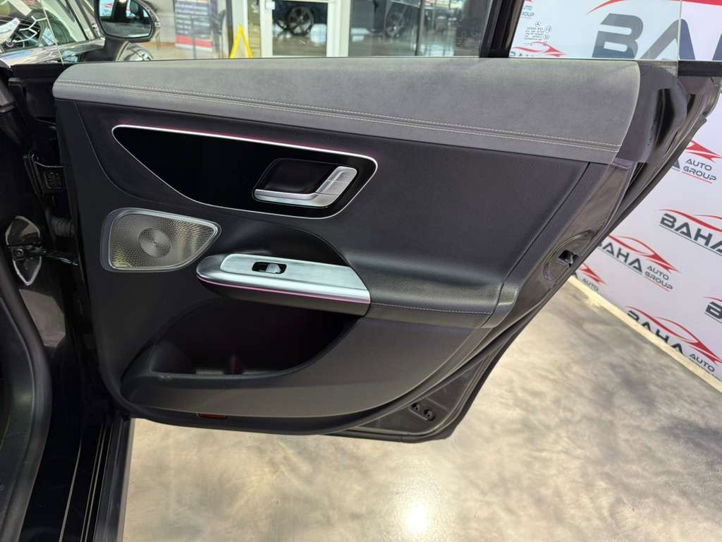 Used 2023 Mercedes-Benz EQE 500 4MATIC Sedan image 52