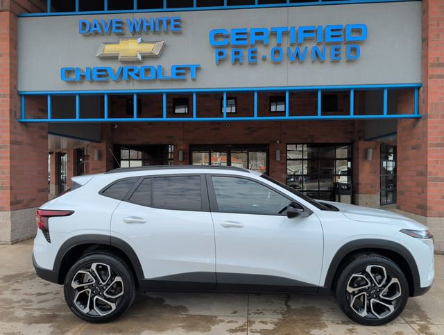 Certified 2024 Chevrolet Trax RS w/ Driver Confidence Package image 8