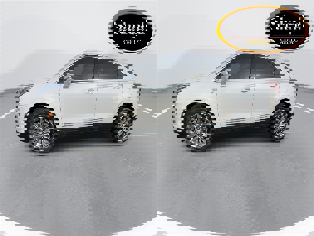 Certified 2025 Cadillac XT5 Premium Luxury w/ LPO, Floor Liner Package image 5