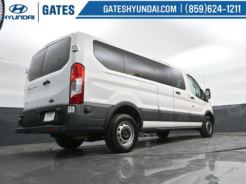 Used 2016 Ford Transit 350 XL image 33
