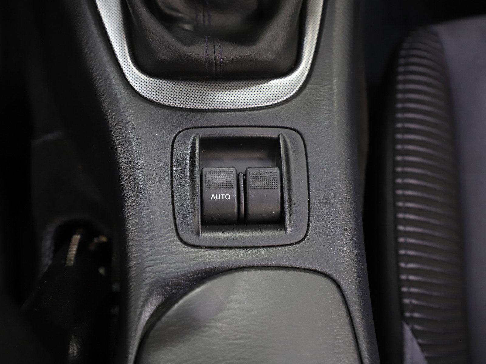 Used 2005 MAZDA MX-5 Miata MAZDASPEED image 20