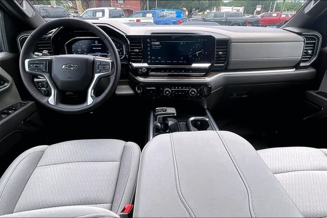 Used 2025 Chevrolet Silverado 1500 LT Trail Boss AWD/4WD image 6