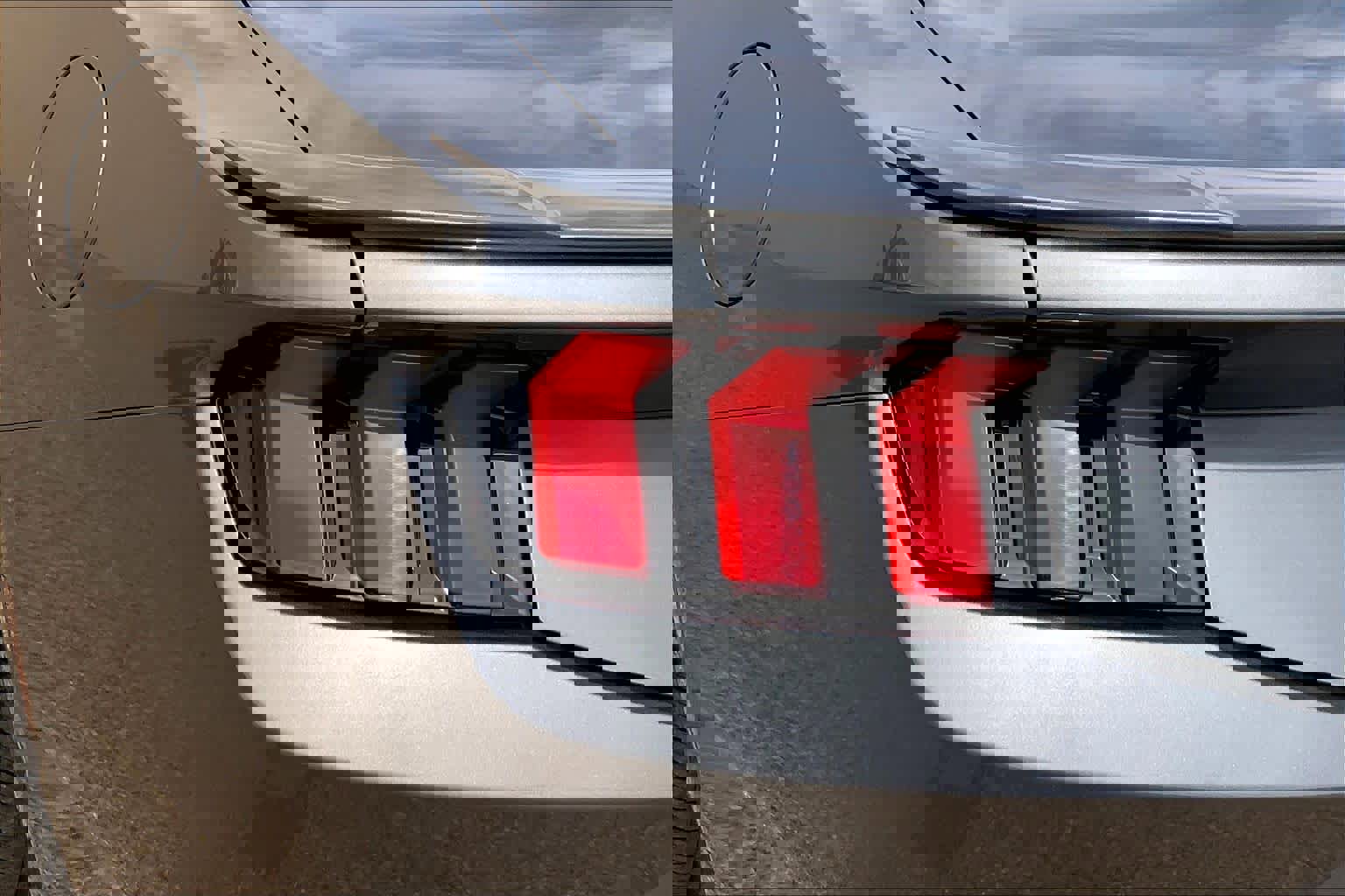 Certified 2024 Ford Mustang GT Premium RWD image 29