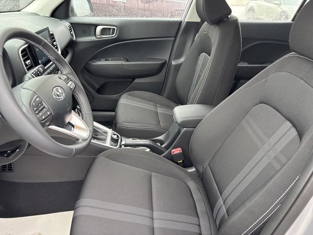 New 2026 Hyundai Venue SEL FWD image 4