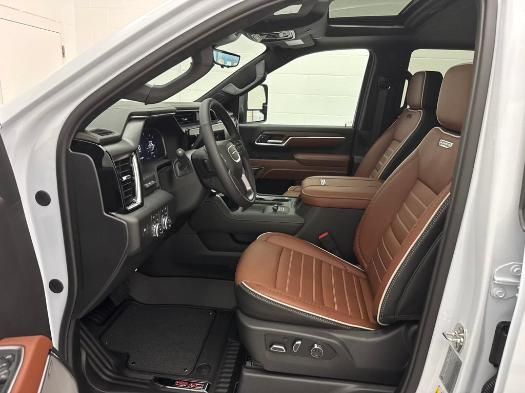 New 2026 GMC Sierra 3500 Denali Ultimate AWD/4WD image 19
